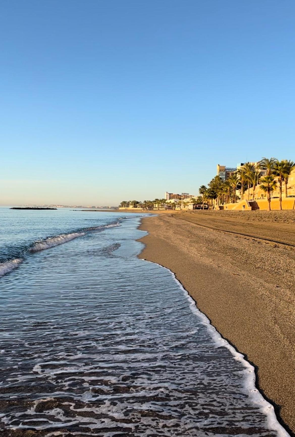 Brisas Del Mar Mediterraneo Агвадульсе Экстерьер фото